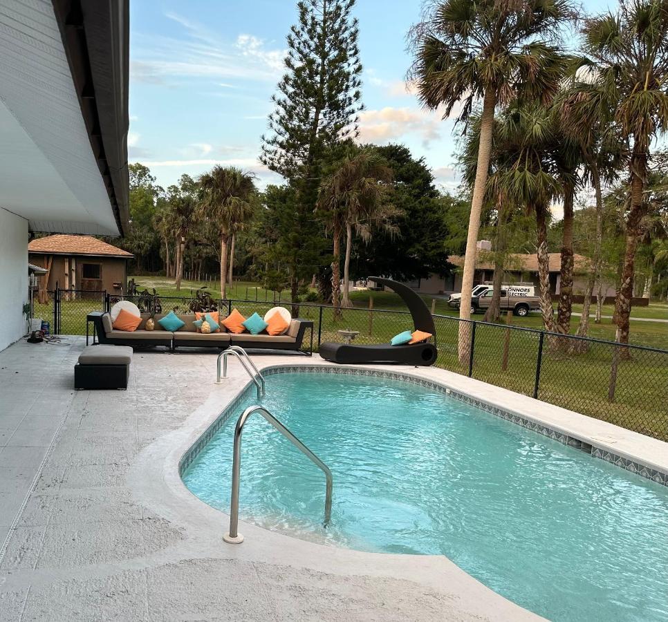 Vacation Pool Home In The Woods. Naples Exterior photo